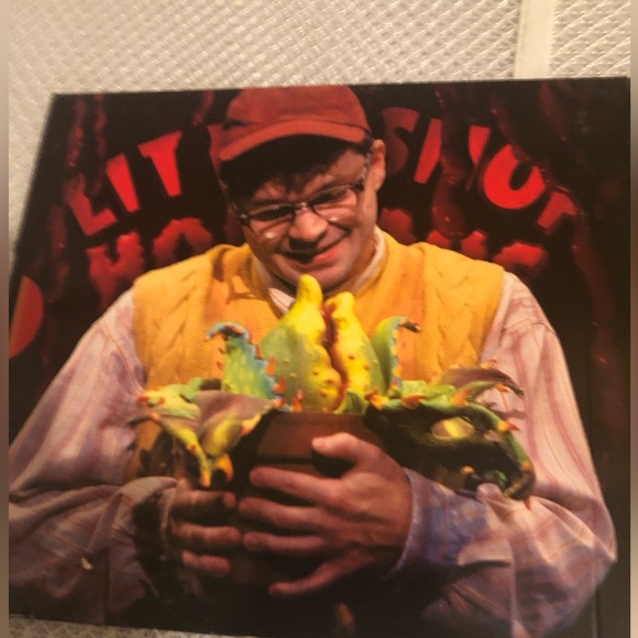 🎃2003 Broadway Recording of Little Shop of Horrors CD- 851 $20 or $15 w/offer - Picture 4 of 7